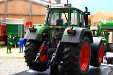 Load image into Gallery viewer, WE1002 Weise Toys 1:32 Scale Fendt Favorit 824 4WD Tractor 1996 to 2000
