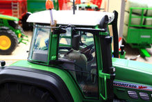 Load image into Gallery viewer, WE1026 Weise Toys 1:32 Scale Fendt Favorit 926 Vario Gen 2 4WD Tractor