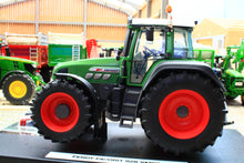 Load image into Gallery viewer, WE1026 Weise Toys 1:32 Scale Fendt Favorit 926 Vario Gen 2 4WD Tractor