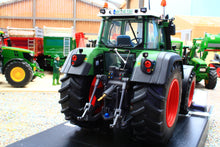 Load image into Gallery viewer, WE1026 Weise Toys 1:32 Scale Fendt Favorit 926 Vario Gen 2 4WD Tractor
