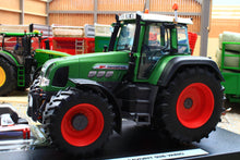 Load image into Gallery viewer, WE1026 Weise Toys 1:32 Scale Fendt Favorit 926 Vario Gen 2 4WD Tractor