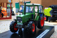 Load image into Gallery viewer, WE1047 Weise Toys Fendt Farmer 308LSA 4WD Tractor