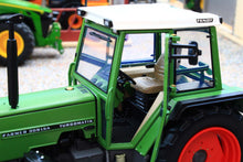 Load image into Gallery viewer, WE1047 Weise Toys Fendt Farmer 308LSA 4WD Tractor