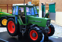 Load image into Gallery viewer, WE1047 Weise Toys Fendt Farmer 308LSA 4WD Tractor