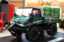 Load image into Gallery viewer, WE1048 Weise Toys 1:32 Scale Unimog 406 with Softtop in Moss Green