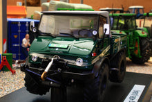 Load image into Gallery viewer, WE1048 Weise Toys 1:32 Scale Unimog 406 with Softtop in Moss Green