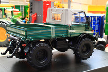Load image into Gallery viewer, WE1048 Weise Toys 1:32 Scale Unimog 406 with Softtop in Moss Green