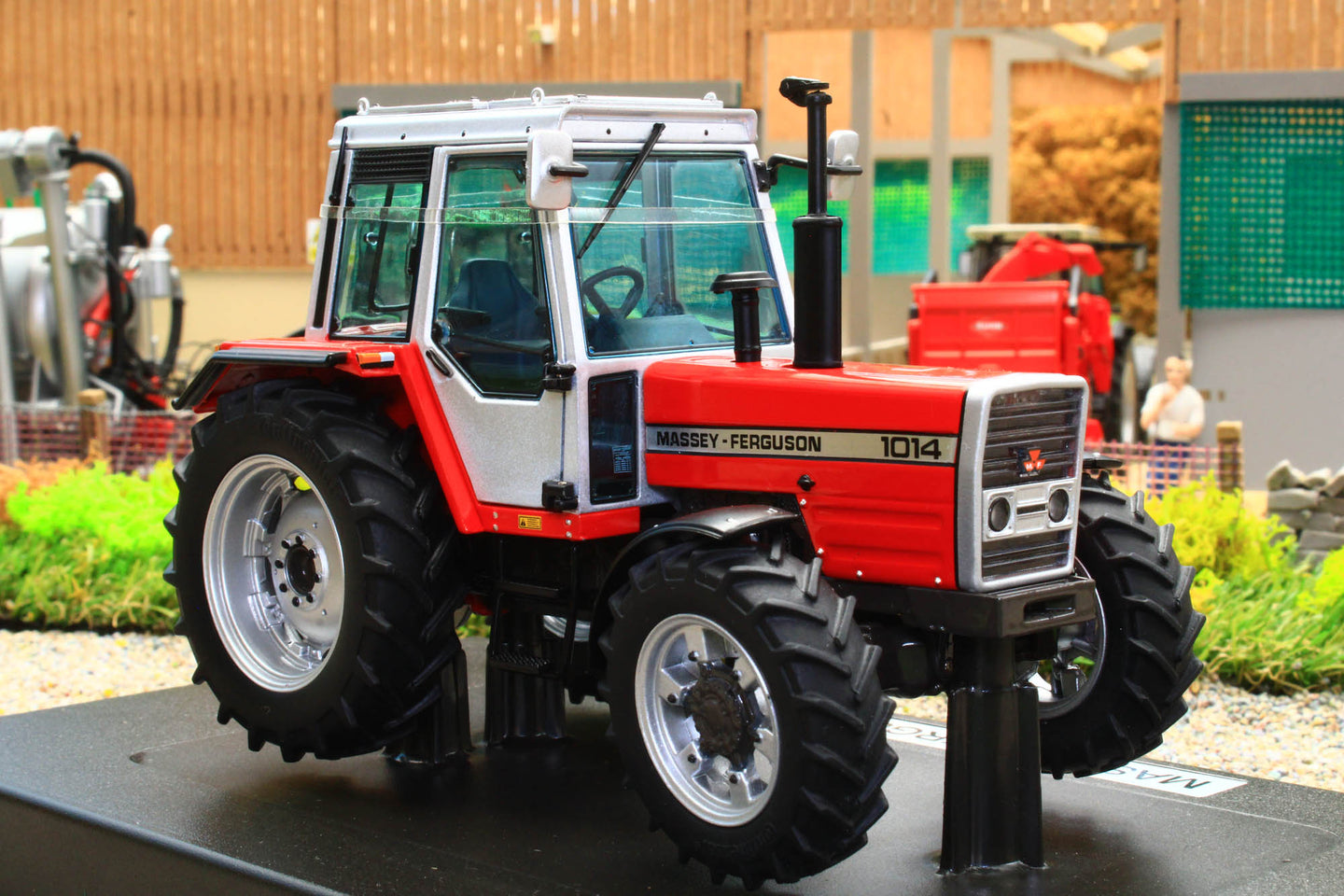 Tracteur Massey Ferguson 9S.425 à L'échelle 1:32 Universal Hobbies Uh6426 3539186426009 Tracteur Massey Ferguson 9S.425 à L'échelle 1:32 Universal Hobbies Uh6426 3539186426009