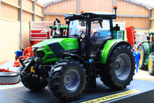 Load image into Gallery viewer, WE1086 Weise Toys 1:32 Scale Deutz 6135C TTV Warrior 4WD Tractor in Limited Edition Java Green