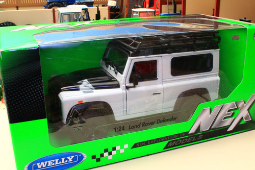 WEL22498SP Welly 1:24 Scale Land Rover Defender 90 in White with roof rack and snorkel Tatty Box