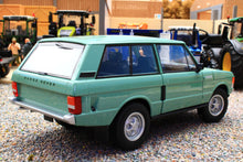 Load image into Gallery viewer, WEL24128G Welly 124 Scale Range Rover in Green 1970