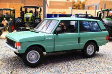 Load image into Gallery viewer, WEL24128G Welly 124 Scale Range Rover in Green 1970