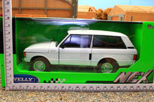 Load image into Gallery viewer, WEL24128W Welly 1:24 Scale Range Rover in White 1970
