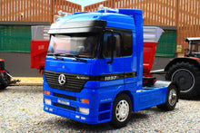 Load image into Gallery viewer, WEL32280B Welly 1:32 Scale Mercedes Actros 4x2 Lorry in Blue
