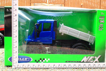 Load image into Gallery viewer, WEL32380CBL Welly 1:32 Scale Unimog U400