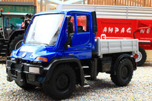 Load image into Gallery viewer, WEL32380CBL Welly 1:32 Scale Unimog U400