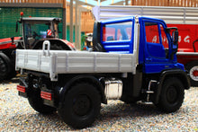 Load image into Gallery viewer, WEL32380CBL Welly 1:32 Scale Unimog U400