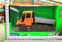 Load image into Gallery viewer, WEL32380COR Welly 1:32 Scale Unimog U400 in Municipal Yellow