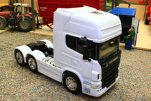 Load image into Gallery viewer, WEL32670LW WELLY 1:32 Scale Scania R730 V8 6x4 Lorry in White