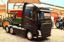 Load image into Gallery viewer, WEL32690LB Welly 1:32 Scale Volvo FH 6x 2 Lorry In Dark Blue