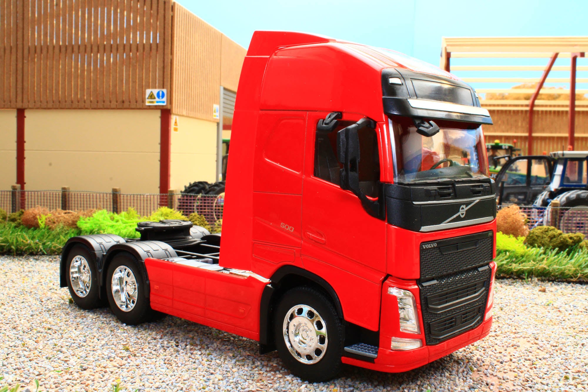 WEL32690LR Welly 1:32 Scale Volvo FH 6x4 Lorry in Red – Brushwood Toys