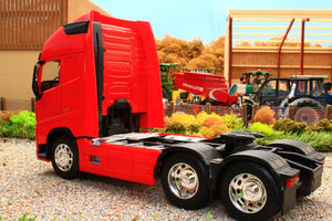 WEL32690LR Welly 1:32 Scale Volvo FH 6x4 Lorry in Red
