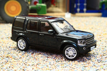 Load image into Gallery viewer, WHE001G WHELART 1:64 Scale Land Rover Discovery 4 in British Green