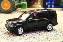 Load image into Gallery viewer, WHE001G WHELART 1:64 Scale Land Rover Discovery 4 in British Green
