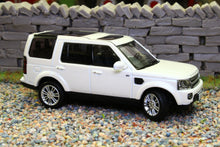 Load image into Gallery viewer, WHE640101 WHEELART 1:64 Scale Land Rover Discovery 4 in White with Silver Alloys