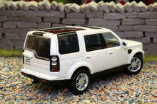 Load image into Gallery viewer, WHE640101 WHEELART 1:64 Scale Land Rover Discovery 4 in White with Silver Alloys