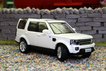 Load image into Gallery viewer, WHE640101 WHEELART 1:64 Scale Land Rover Discovery 4 in White with Silver Alloys