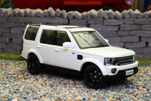 Load image into Gallery viewer, WHE640102 WHEELART 1:64 Scale Land Rover Discovery 4 in White with Black Alloys