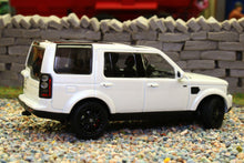 Load image into Gallery viewer, WHE640102 WHEELART 1:64 Scale Land Rover Discovery 4 in White with Black Alloys