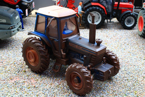 43410(w) Weathered Britains Ford 9700 4WD Special Edition in Blue DIRTY VERSION