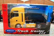 Load image into Gallery viewer, WEL32650SY Welly 1:32 Scale MAN TGX 18.440 4x2 Lorry in Yellow