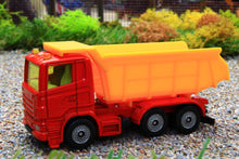 Load image into Gallery viewer, 1075 Siku 1:87 Scale Tipper Truck