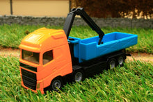Load image into Gallery viewer, 1683 Siku (187 Scale) Volvo Roll Off Tipper Truck With Crane Tractors And Machinery (1:87