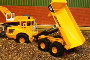 1877 SIKU 187 SCALE VOLVO DUMPER TRUCK
