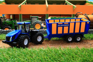 1947 SIKU 150 SCALE NEW HOLLAND TRACTOR WITH SILOSPACE SILAGE TRAILER