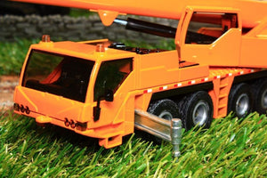 2110 Siku 1:55 Scale Eight Wheeled Mobile Crane Tractors And Machinery (1:50 Scale)