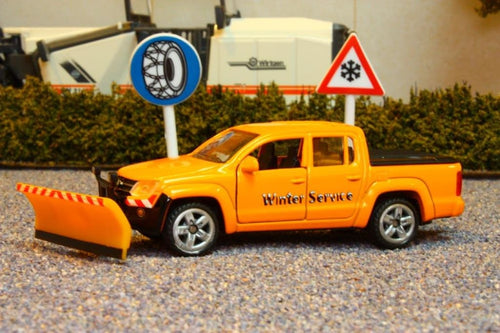 2546 Siku 155 Scale Vw Amarok 4Wd Winter Service Vehicle With 2 Road Signs Tractors And Machinery