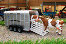 Load image into Gallery viewer, 2890 SIKU IFOR WILLIAMS LIVESTOCK TRAILER WITH 2 COWS