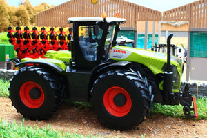 3271 SIKU CLAAS XERION 5000 TRACTOR