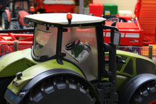 Load image into Gallery viewer, 3280(w) WEATHERED SIKU CLAAS AXION 950 TRACTOR