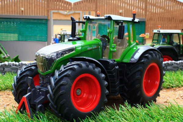 3287 Siku Fendt 1050 Vario Tractor – Brushwood Toys