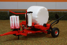 Load image into Gallery viewer, UH4042 Universal Hobbies KUHN RW 1400 BALE WRAP