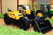 Load image into Gallery viewer, 42363 Britains New Holland TH 7-42 Telehandler - front right view