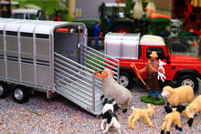 Load image into Gallery viewer, 43138A1 LAND ROVER WITH IFOR WILLIAMS TRAILER, SHEEP, SHEPHERD AND SHEEP DOG