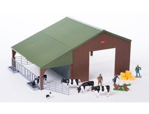 43139A1  Britains Farm Building with Figures and Animals