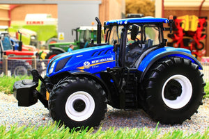 43149A1 BRITAINS NEW HOLLAND T7.315 TRACTOR